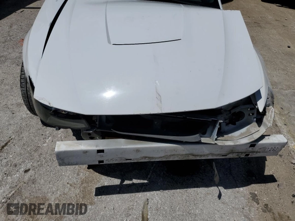 2004 Ford Mustang Deluxe with VIN 1FAFP44484F112788, listed as a Copart auction lot 58056134 with 190,207 mi miles and Non Repairable. Bid and sale history available at carsss.com. Image 11.