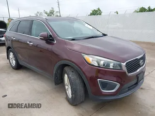 2017 Kia Sorento LX with VIN 5XYPG4A31HG259077, listed as a IAAI auction lot 42199198 with Not Provided miles. Bid and sale history available at carsss.com. Image 1.