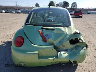 2003 Volkswagen Beetle GLS z VIN 3VWCK21C23M413421, wystawiony jako Copart lot #47252865 z przebiegiem 123 840 mil mil oraz Tytuł czysty. Historia ofert i sprzedaży dostępna na DreamBid. Obrazek 6.