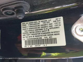 2017 Honda CR-V LX with VIN 7FARW5H33HE001050, listed as a IAAI auction lot 41944571 with 61,159 mi miles. Bid and sale history available at carsss.com. Image 9.