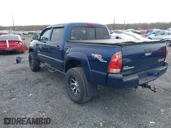 2008 Toyota Tacoma PreRunner with VIN 5TEJU62N58Z561553, listed as a IAAI auction lot 41943130 with 192,731 mi miles. Bid and sale history available at carsss.com. Image 3.