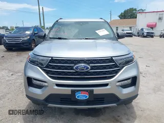2023 Ford Explorer XLT with VIN 1FMSK7DH5PGB69004, listed as a IAAI auction lot 42517662 with 18,299 mi miles and . Bid and sale history available at DreamBid. Image 12.