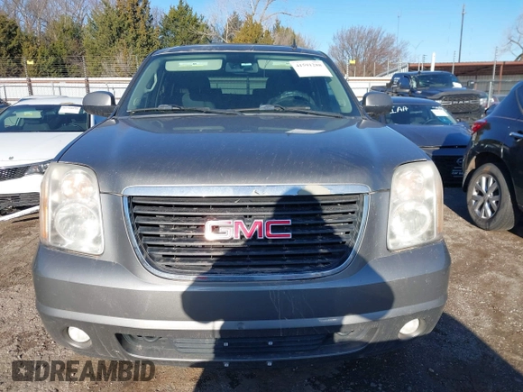 2012 GMC Yukon SLE with VIN 1GKS1AE06CR218372, listed as a IAAI auction lot 41591288 with 166,596 mi miles. Bid and sale history available at carsss.com. Image 12.
