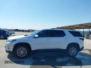 2023 Chevrolet Traverse LT Cloth z VIN 1GNERGKW7PJ323950, wystawiony jako IAAI lot #42019061 z przebiegiem 20 040 mil mil oraz . Historia ofert i sprzedaży dostępna na DreamBid. Obrazek 14.
