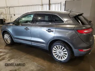 2019 Lincoln MKC Standard z VIN 5LMCJ1C97KUL26389, wystawiony jako Copart lot #70052054 z przebiegiem 36 756 mil mil oraz Szkody całkowita. Historia ofert i sprzedaży dostępna na DreamBid. Obrazek 2.