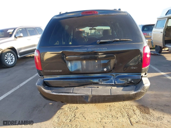2006 Dodge Grand Caravan SXT with VIN 2D4GP44L36R630845, listed as a IAAI auction lot 42042341 with 203,675 mi miles. Bid and sale history available at carsss.com. Image 6.