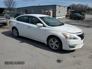 2015 Nissan Altima S with VIN 1N4AL3AP7FC423549, listed as a Copart auction lot 53992475 with 130,363 mi miles and Salvage Title. Bid and sale history available at DreamBid. Image 4.