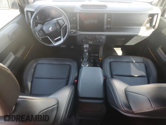2022 Ford Bronco with VIN 1FMEE5DH3NLA92842, listed as a Copart auction lot 53109365 with 25,303 mi miles and Clean title. Bid and sale history available at DreamBid. Image 8.