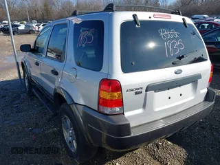2004 Ford Escape XLT with VIN 1FMYU03114KA64517, listed as a IAAI auction lot 38651835 with 335,194 mi miles and . Bid and sale history available at DreamBid. Image 3.