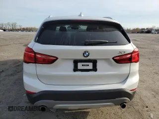 2018 BMW X1 xDrive28i with VIN WBXHT3C38J5K27008, listed as a Copart auction lot 45765683 with 21,876 mi miles. Bid and sale history available at carsss.com. Image 6.