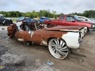 1971 Chevrolet Caprice z VIN 164671Y134698, wystawiony jako Copart lot #62913795 z przebiegiem Nie podano mil oraz Nie do naprawy • Non repairable. Historia ofert i sprzedaży dostępna na DreamBid. Obrazek 4.