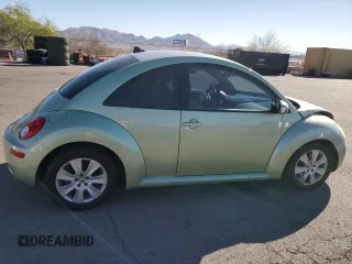 2009 Volkswagen New Beetle Coupe S with VIN 3VWPW31C79M517567, listed as a Copart auction lot 79142004 with 120,270 mi miles and Salvage Title. Bid and sale history available at carsss.com. Image 3.