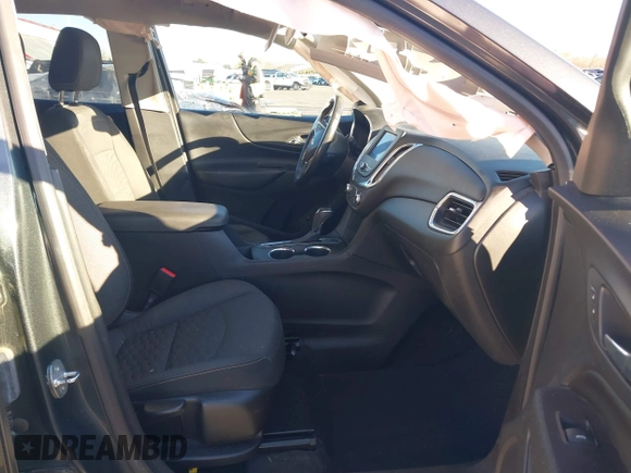 2020 Chevrolet Equinox LT with VIN 2GNAXLEX2L6122370, listed as a IAAI auction lot 41260943 with 65,948 mi miles. Bid and sale history available at carsss.com. Image 5.