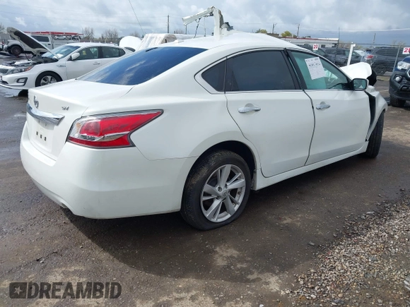 2015 Nissan Altima SV z VIN 1N4AL3AP6FC496976, wystawiony jako IAAI lot #41817032 z przebiegiem Nie podano mil oraz . Historia ofert i sprzedaży dostępna na DreamBid. Obrazek 4.