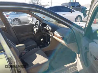 1995 Nissan Altima XE with VIN 1N4BU31D08C201209, listed as a IAAI auction lot 41687822 with 184,247 mi miles. Bid and sale history available at carsss.com. Image 5.