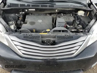2015 Toyota Sienna Limited with VIN 5TDDK3DC4FS110637, listed as a Copart auction lot 55536225 with 77,062 mi miles and Clean Title. Bid and sale history available at DreamBid. Image 12.