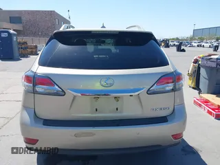 2013 Lexus RX 350 z VIN JTJBK1BA9D2450297, wystawiony jako IAAI lot #42349782 z przebiegiem 129 520 mil mil oraz . Historia ofert i sprzedaży dostępna na DreamBid. Obrazek 17.