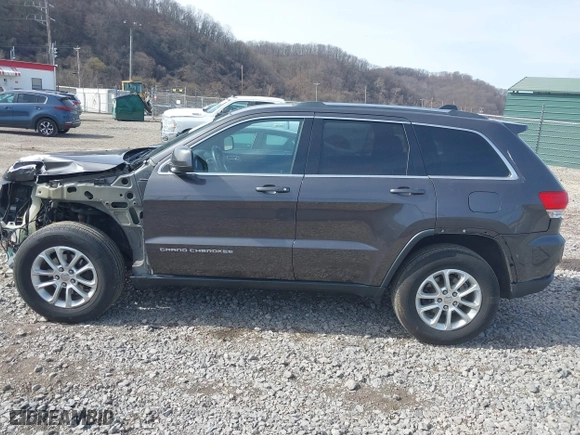 2015 Jeep Grand Cherokee Altitude with VIN 1C4RJFAG9FC796385, listed as a IAAI auction lot 41849193 with 111,739 mi miles. Bid and sale history available at carsss.com. Image 15.