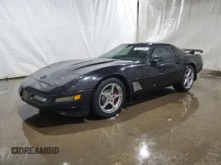 1996 Chevrolet Corvette with VIN 1G1YY22P5T5100550, listed as a Copart auction lot 83613084 with 69,401 mi miles and Salvage Title. Bid and sale history available at carsss.com. Image 1.