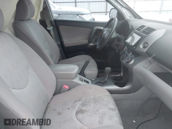 2007 Toyota RAV4 with VIN JTMBD33V775071912, listed as a IAAI auction lot 41588396 with 235,870 mi miles. Bid and sale history available at carsss.com. Image 5.