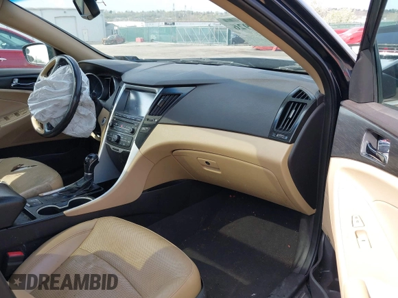 2014 Hyundai Sonata SE with VIN 5NPEC4AC7EH816873, listed as a IAAI auction lot 42026926 with 155,794 mi miles and . Bid and sale history available at DreamBid. Image 5.
