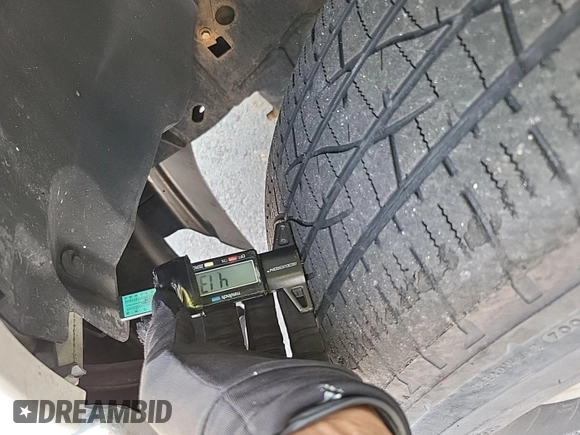 2013 Ford F-150 XL с VIN 1FTFW1EF0DFA22045, выставлен на аукционе IAAI как лот 42571684 с пробегом 201 738 миль миль и . История ставок и продаж доступна на DreamBid. Изображение 29.