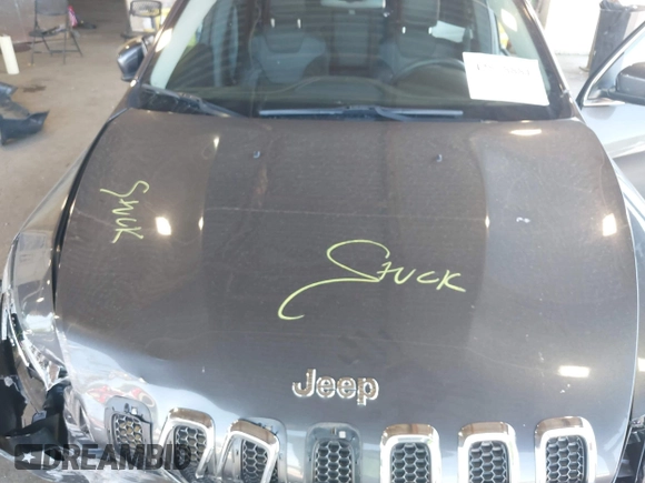 2018 Jeep Cherokee Latitude Plus with VIN 1C4PJMLB0JD512965, listed as a IAAI auction lot 42578881 with 48,290 mi miles and . Bid and sale history available at DreamBid. Image 10.