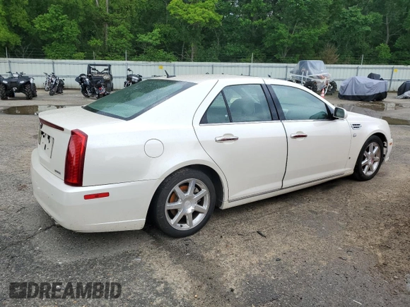 2008 Cadillac STS RWD z VIN 1G6DZ67A280195039, wystawiony jako Copart lot #81965734 z przebiegiem 133 334 mil mil oraz Szkoda całkowita • Salvage title. Historia ofert i sprzedaży dostępna na DreamBid. Obrazek 3.