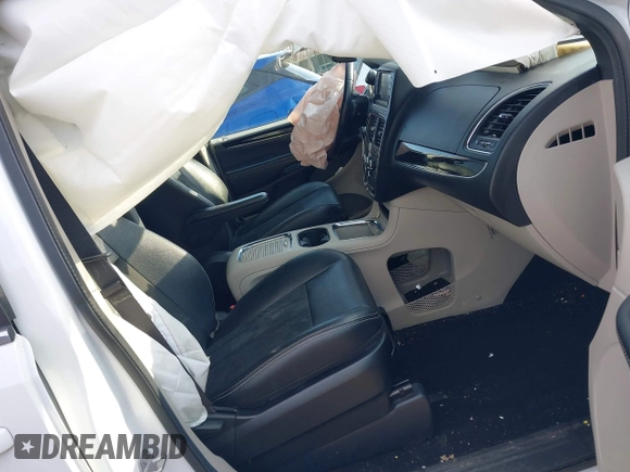 2019 Dodge Grand Caravan SXT with VIN 2C4RDGCG5KR758521, listed as a IAAI auction lot 41902760 with 133,994 mi miles and . Bid and sale history available at DreamBid. Image 5.