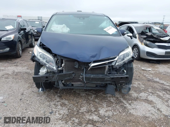 2019 Toyota Sienna XLE Auto Access Seat z VIN 5TDYZ3DC5KS003944, wystawiony jako IAAI lot #42206246 z przebiegiem 60 835 mil mil oraz . Historia ofert i sprzedaży dostępna na DreamBid. Obrazek 11.