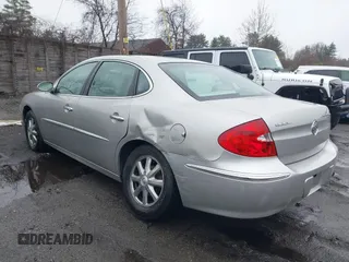 2008 Buick LaCrosse CXL with VIN 2G4WD582081245815, listed as a IAAI auction lot 41935941 with 115,331 mi miles. Bid and sale history available at carsss.com. Image 3.