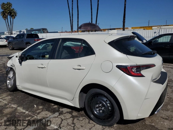 2019 Toyota Corolla Hatchback SE with VIN JTNK4RBE8K3045968, listed as a Copart auction lot 46099464 with 13,802 mi miles and Salvage Title. Bid and sale history available at carsss.com. Image 2.