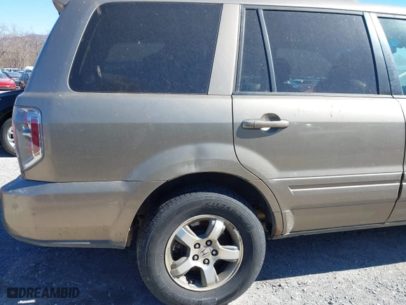 2008 Honda Pilot EX-L with VIN 5FNYF18778B052859, listed as a IAAI auction lot 41695095 with 249,207 mi miles. Bid and sale history available at carsss.com. Image 14.