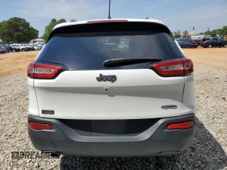 2018 Jeep Cherokee Latitude Plus with VIN 1C4PJLLB4JD540617, listed as a Copart auction lot 56713505 with 125,249 mi miles and Salvage title. Bid and sale history available at DreamBid. Image 6.