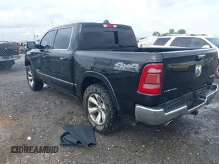 2019 Ram 1500 Limited z VIN 1C6SRFHT5KN503326, wystawiony jako IAAI lot #42084054 z przebiegiem 168 388 mil mil oraz . Historia ofert i sprzedaży dostępna na DreamBid. Obrazek 3.