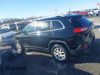 2018 Jeep Cherokee Latitude Plus with VIN 1C4PJMLB0JD507197, listed as a IAAI auction lot 41360448 with 61,877 mi miles and . Bid and sale history available at carsss.com. Image 14.