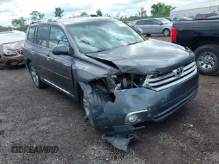 2012 Toyota Highlander Limited с VIN 5TDDK3EH0CS102430, выставлен на аукционе IAAI как лот 42321997 с пробегом 205 611 миль миль и . История ставок и продаж доступна на DreamBid. Изображение 1.