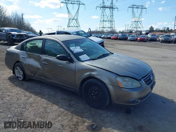 2002 Nissan Altima S with VIN 1N4AL11D92C256180, listed as a IAAI auction lot 41880101 with 112,228 mi miles. Bid and sale history available at carsss.com. Image 6.