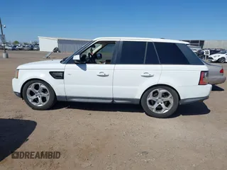 2013 Land Rover Range Rover Sport HSE with VIN SALSF2D48DA784484, listed as a IAAI auction lot 42300677 with 175,993 mi miles and . Bid and sale history available at DreamBid. Image 14.