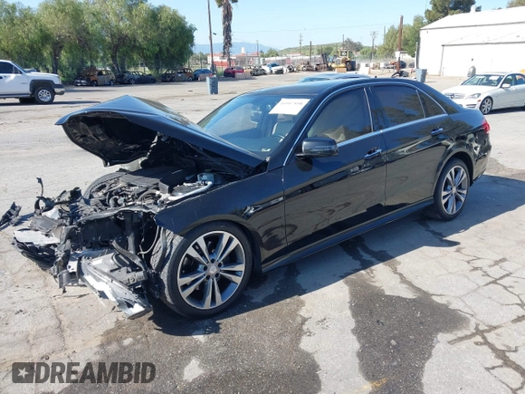 2014 Mercedes-Benz E 350 Sport с VIN WDDHF5KB3EB021391, выставлен на аукционе IAAI как лот 41947558 с пробегом Не указан миль и . История ставок и продаж доступна на DreamBid. Изображение 17.