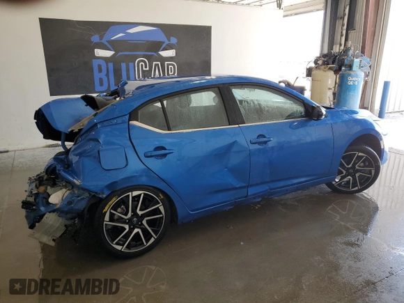 2025 Nissan Sentra SR z VIN 3N1AB8DV6SY308742, wystawiony jako Copart lot #60685715 z przebiegiem 8 751 mil mil oraz Szkoda całkowita • Salvage title. Historia ofert i sprzedaży dostępna na DreamBid. Obrazek 3.