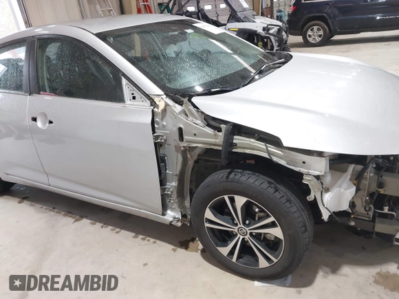 2021 Nissan Sentra SV with VIN 3N1AB8CV4MY233303, listed as a IAAI auction lot 41935664 with 25,878 mi miles and . Bid and sale history available at DreamBid. Image 18.