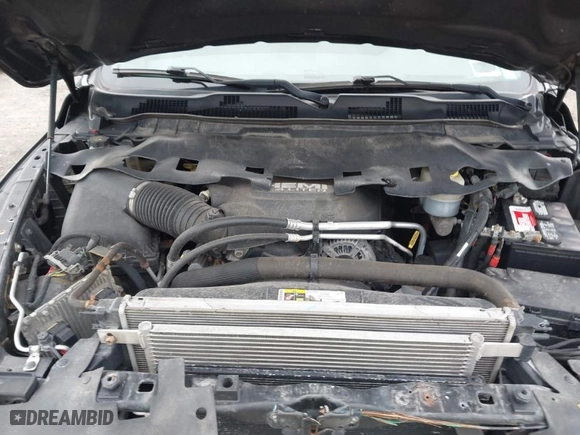 2018 Ram 2500 Tradesman with VIN 3C6UR5HJ9JG189592, listed as a IAAI auction lot 41919085 with 57,154 mi miles. Bid and sale history available at carsss.com. Image 10.