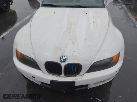 1998 BMW 3 Series 1.9L with VIN 4USCH7323WLD15049, listed as a IAAI auction lot 41573398 with 133,472 mi miles. Bid and sale history available at carsss.com. Image 6.
