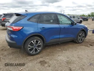 2022 Ford Escape SE with VIN 1FMCU9G68NUB21886, listed as a Copart auction lot 57809415 with 76,186 mi miles and Salvage title. Bid and sale history available at DreamBid. Image 3.