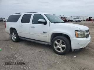 2010 Chevrolet Suburban LS with VIN 1GNUCHE05AR183058, listed as a Copart auction lot 89012175 with 236,493 mi miles and Salvage Title. Bid and sale history available at carsss.com. Image 4.