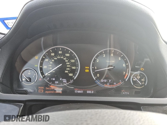 2013 BMW 7 Series 740Li with VIN WBAYE4C57DDW22531, listed as a Copart auction lot 81522614 with 174,441 mi miles and Clean title. Bid and sale history available at DreamBid. Image 9.