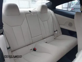 2021 BMW 4 Series 430i xDrive z VIN WBA73AP06MCG99754, wystawiony jako IAAI lot #41952324 z przebiegiem 31 031 mil mil oraz . Historia ofert i sprzedaży dostępna na DreamBid. Obrazek 8.