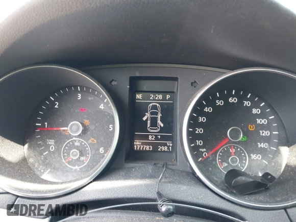 2012 Volkswagen Golf TDI with VIN WVWDM7AJ4CW212097, listed as a IAAI auction lot 42029587 with 177,783 mi miles and . Bid and sale history available at DreamBid. Image 7.