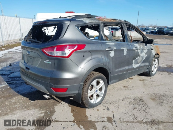 2013 Ford Escape SE с VIN 1FMCU0GX0DUB88243, выставлен на аукционе IAAI как лот 29672383 с пробегом Не указан миль и . История ставок и продаж доступна на DreamBid. Изображение 4.